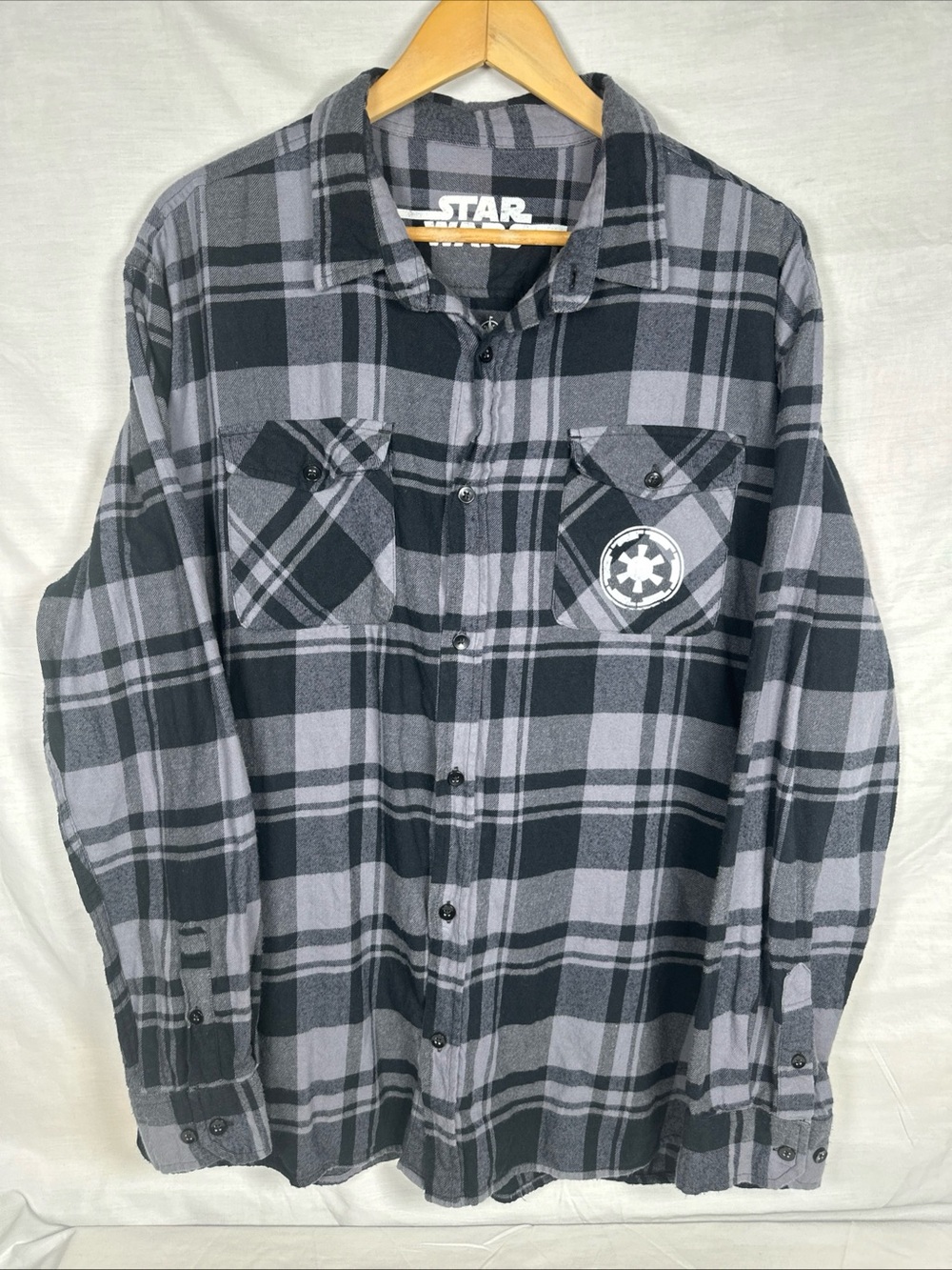 Disney Star Wars Men’s Gray & Black Plaid Button-Down Shirt Crush The Rebellion